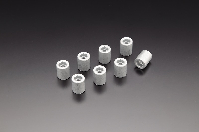 ゼファー1100 フランジナット【残りわずか】