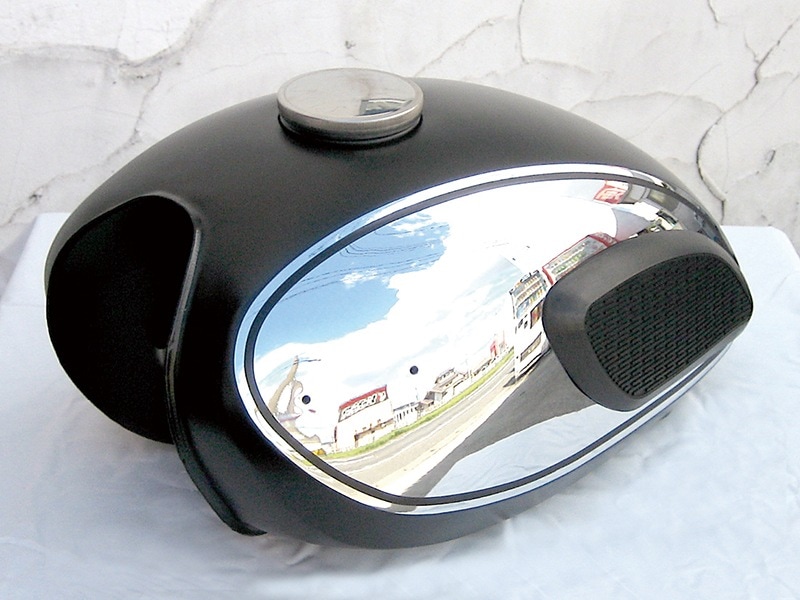 W650/400用 W1Sタイプタンク(黒)　【販売終了】