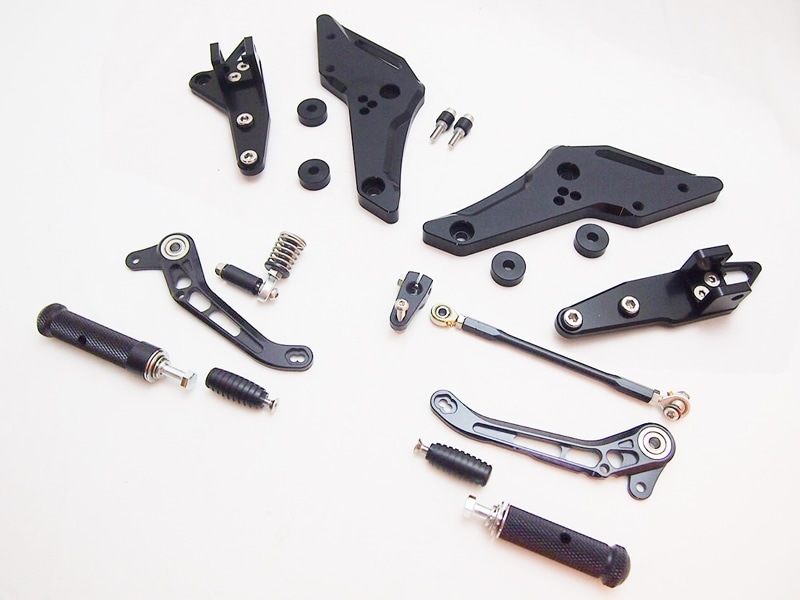 CB1100RS('17)JMCA公認エキゾーストマフラー&ステップセット(黒)