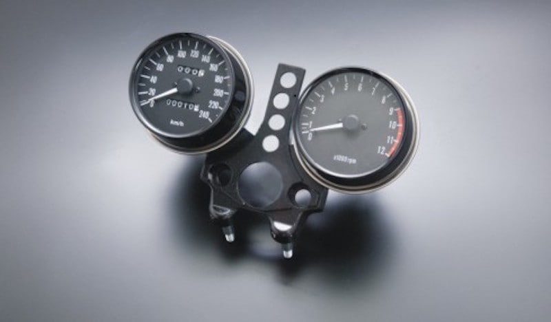 KZ メーターASSY 240Km/h(ブラケット付き)　