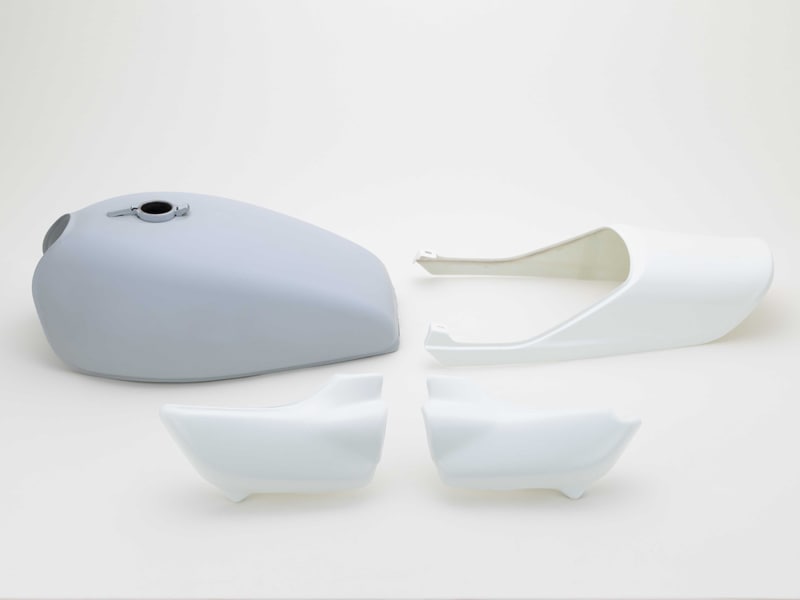 うずら ゼファー400　タンク、外装セットまとめ売り うずら様専用 ゼファー400 タンク、外装セットまとめ売り