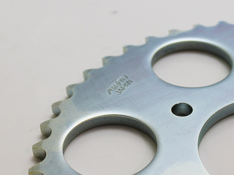 H1 リアスプロケット(45T)