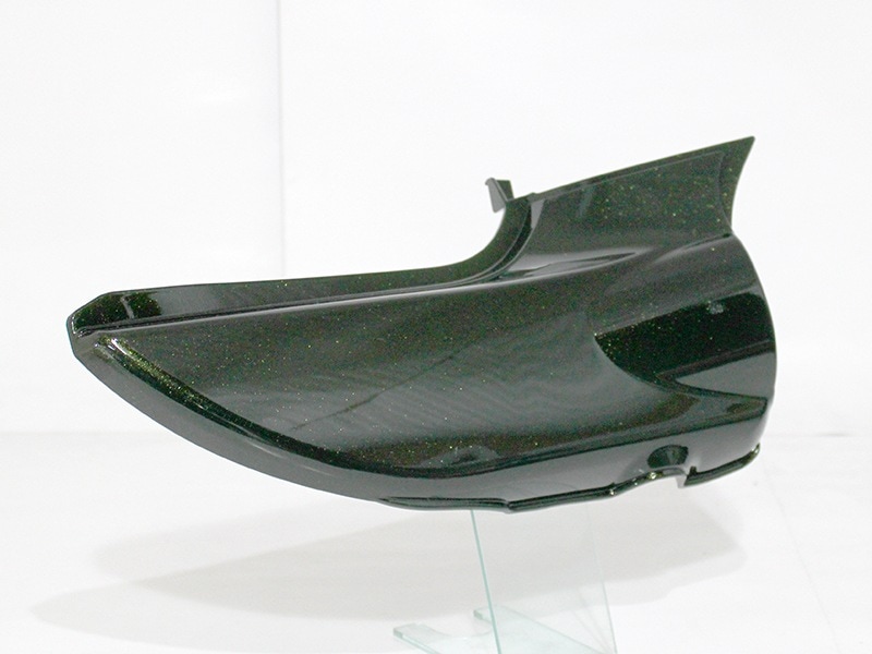 Z900RS Z1タイプサイドカバー右(2024Yellow Ball Editionキャンディグリーン)