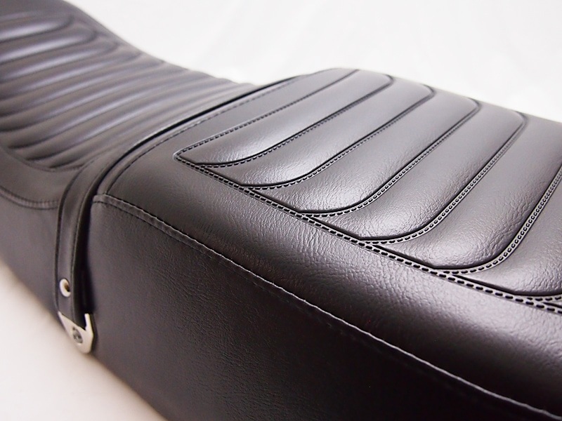 アウトレット①★KZ1000MkⅡ/Z750FX-1 STDシートASSYベルト KZ1000MkⅡ/Z750FX-1 STDシートASSY（ベルト付属） | シート