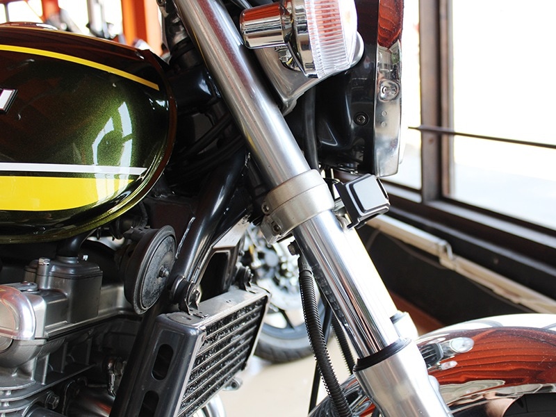 CB750K 三つ又 エンブレム ステムカバーエンブレム /ステー ゴム付き