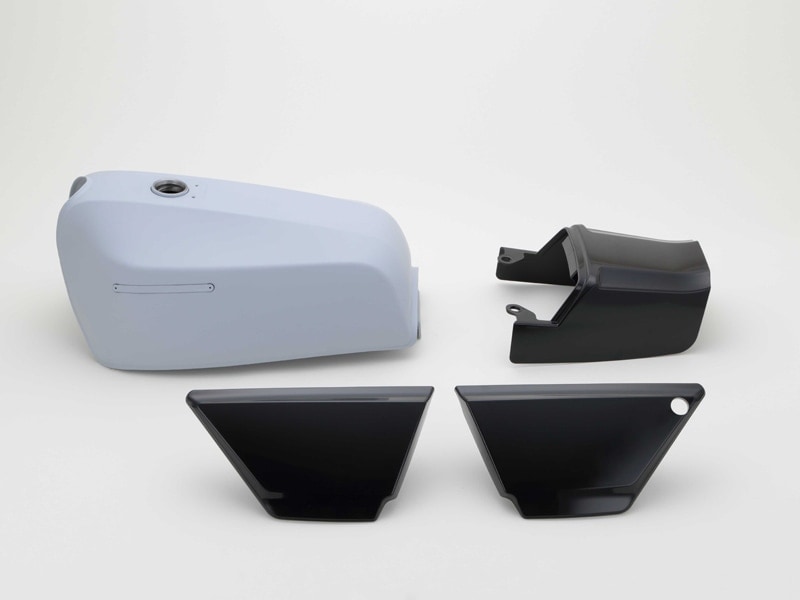 ゼファー400 前期・初期 黒皮 ボタン タックロール シート/C1-4