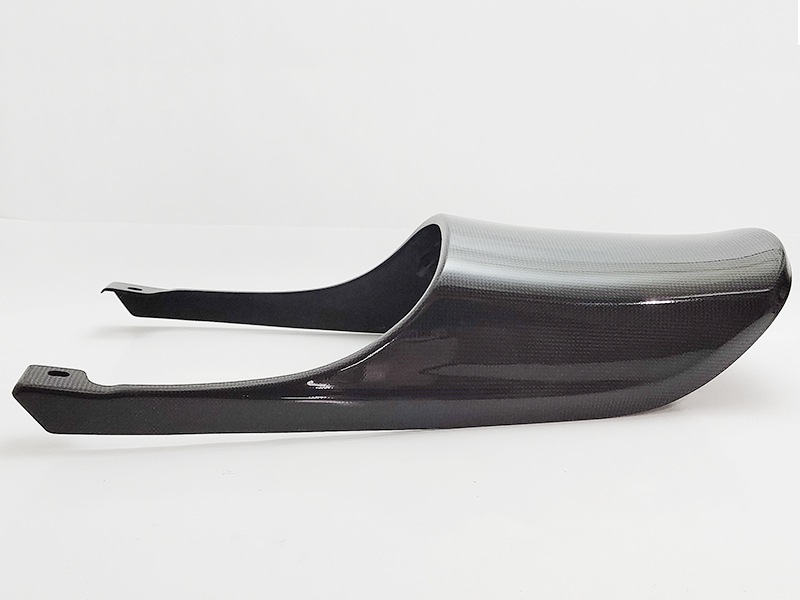 ゼファー750 Z2タイプテールカウル(カーボン)【受注後45日～60日  