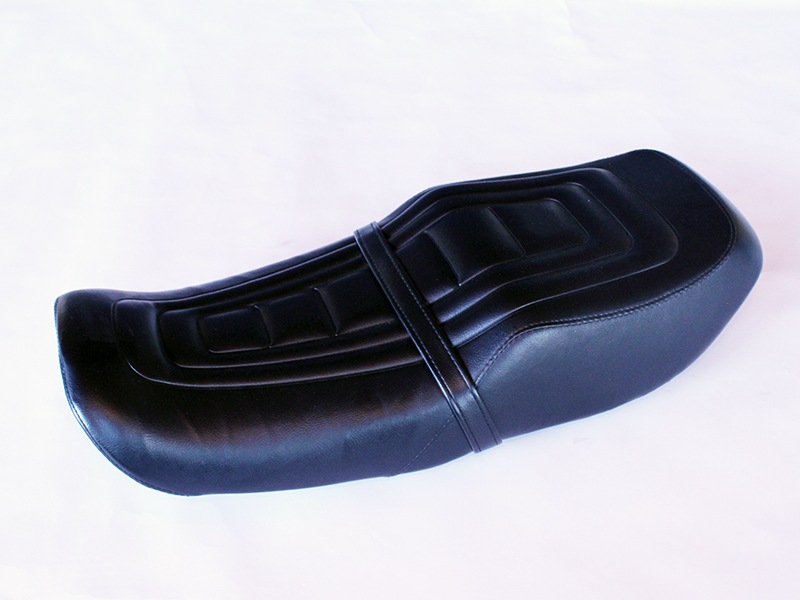 CB400SF （NC39後期）VTEC SpecⅢ　無塗装ペイントベースTYPE-X外装Sあん抜きシートセット　ナローカウル仕様【納期はお問い合わせください】