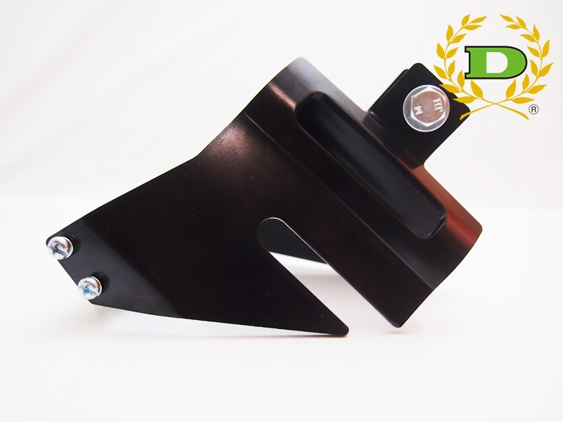 type R アッパーカウル取り付けステーブラケット