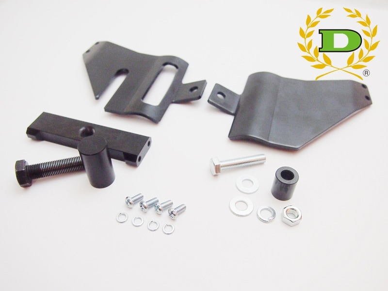 type R アッパーカウル取り付けステーブラケット