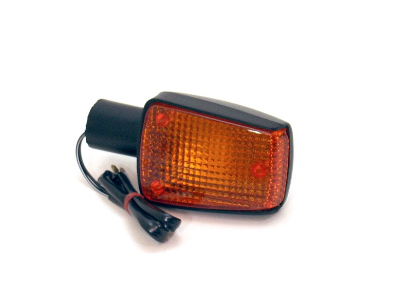 CBX400F ウインカー（バルブ球）