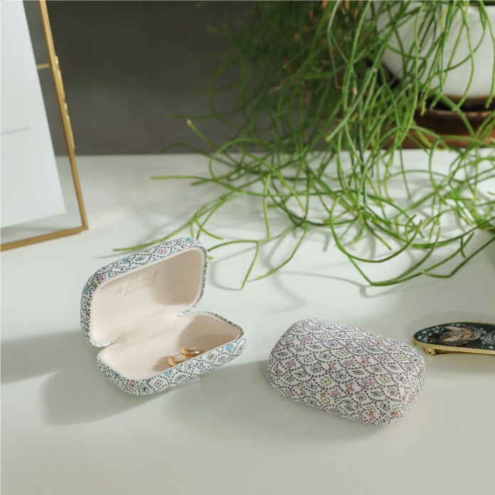 ��Хƥ��ץ���/���������꡼������