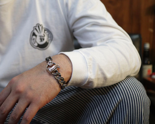 "STARE" EDGY Bracelet -SILVER