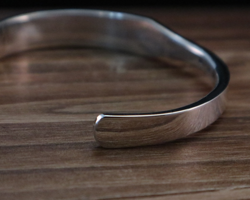Rasp Bangle -SILVER