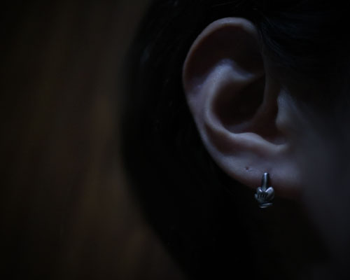 F**K & PEACE Hands pierce