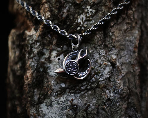 "Imagination" Necklace -SILVER