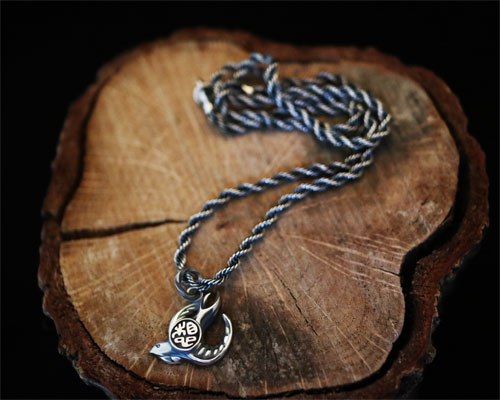 "Imagination" Necklace -SILVER