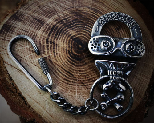 SCARY SKULL KEYHOOK  -SILVER