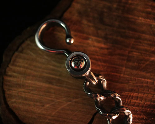 "STARE" DIG KeyChain -SILVER