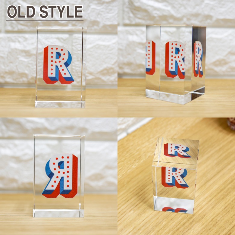 クリスタル イニシャルキューブ 【CB558-ic-c】