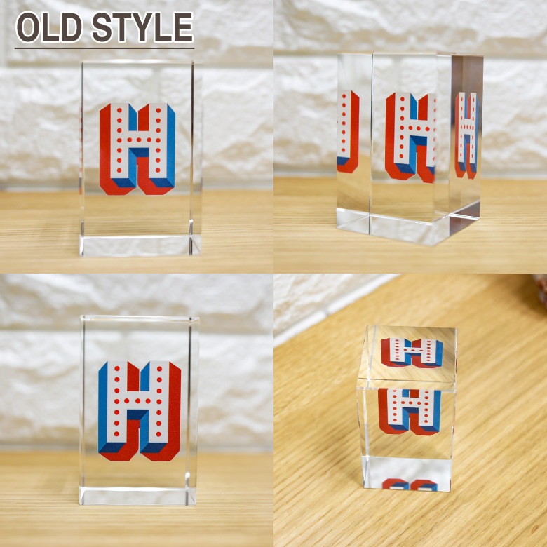 クリスタル イニシャルキューブ 【CB558-ic-c】