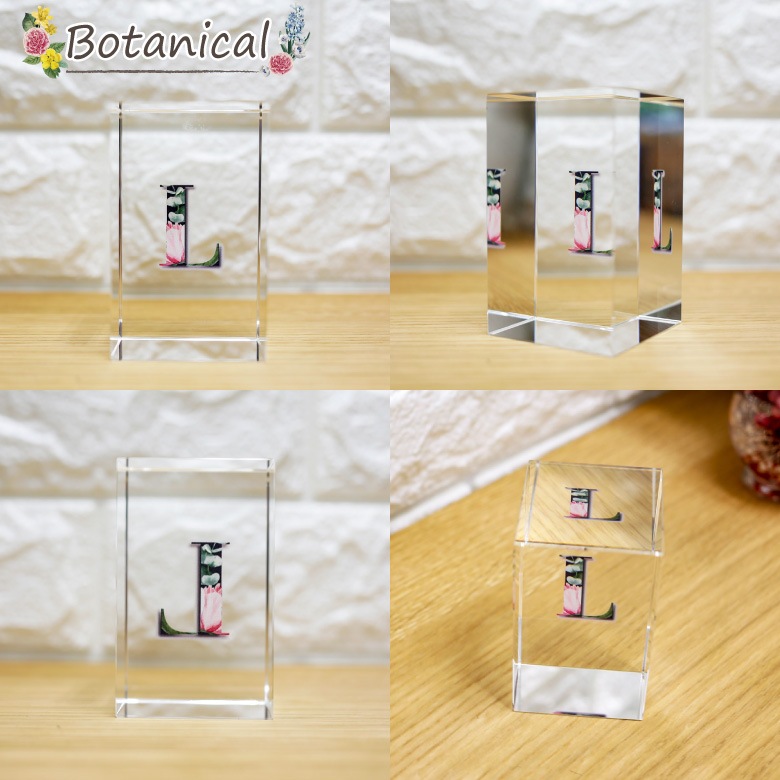 クリスタル イニシャルキューブ 【CB558-ic-i】