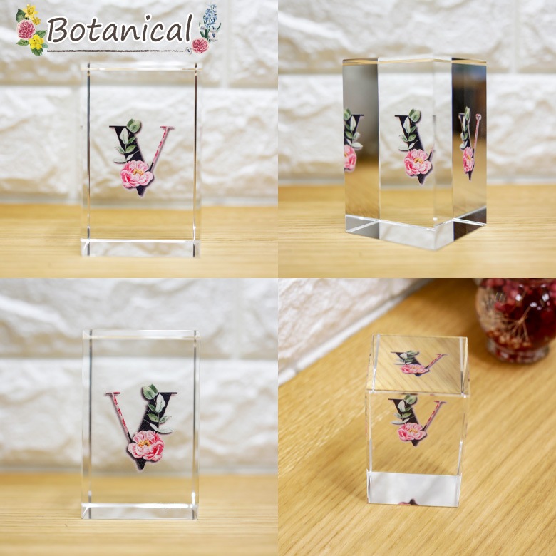 クリスタル イニシャルキューブ 【CB558-ic-i】