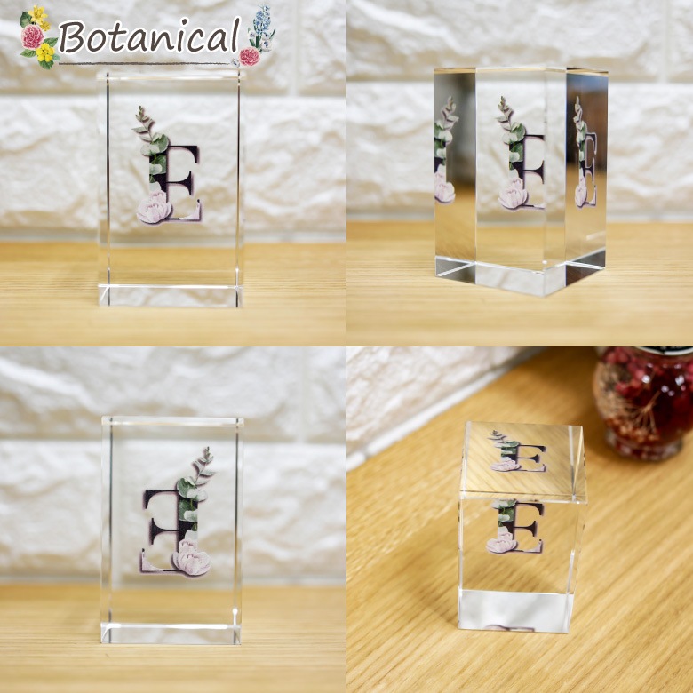 クリスタル イニシャルキューブ 【CB558-ic-i】