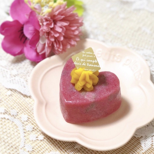 ��Ǯ�Υ��ӥ���The Red Heart����������