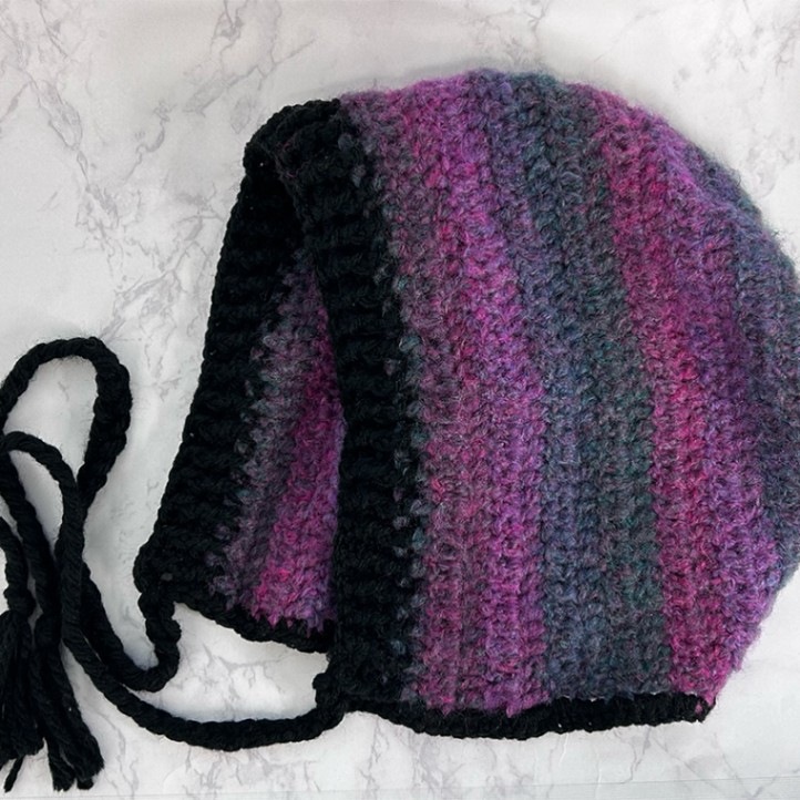 桜野羽咲ハンドメイド】フードニット帽_5(マゼンダ×深緑グラデーション