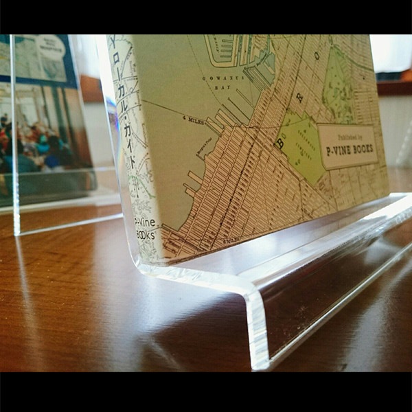 山型ブックスタンド150