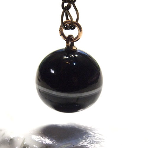 ヴィクトリアン　バンデッドアゲートペンダント