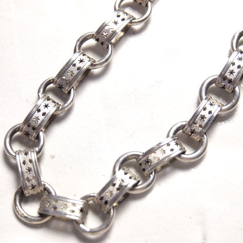 ヴィクトリアンシルバー　スターパンチングチェーン