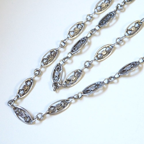 フレンチ　シルバー フィリグリ　リボン　ロングチェーン（146cm)