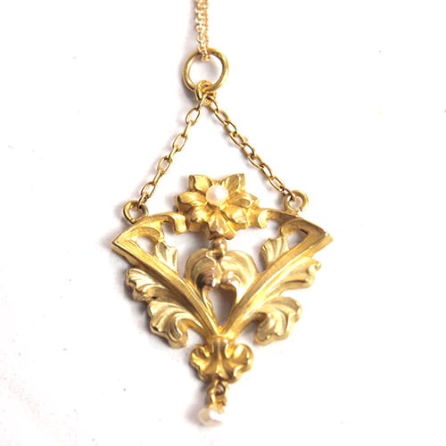 18金　フランス　シードパール＆ユリ　ペンダントトップ