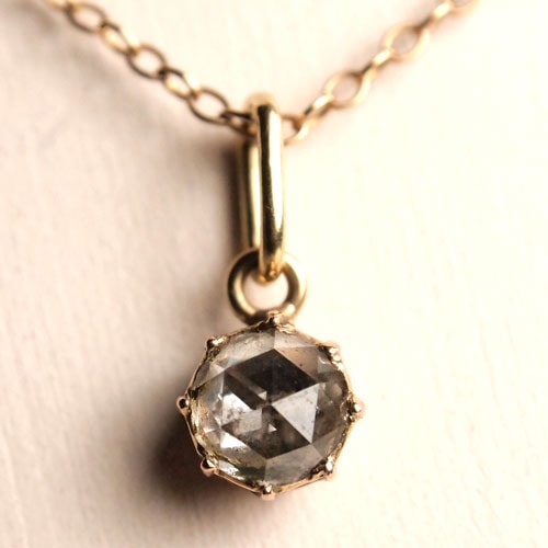 14金　ローズカットダイヤモンド　ソリティアペンダント