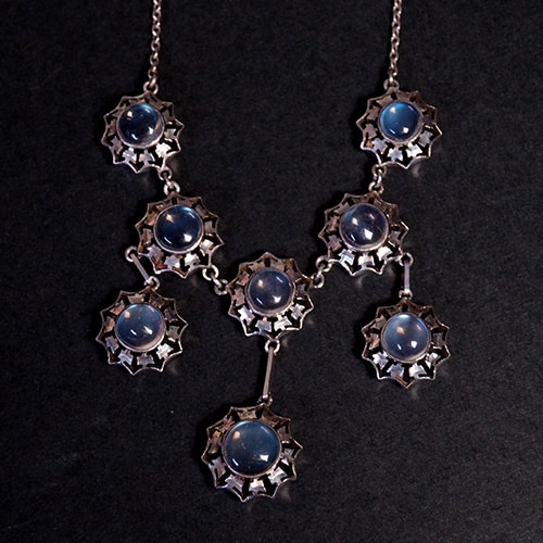 シルバー＆ブルームーンストーン　スターモチーフ　ネックレス