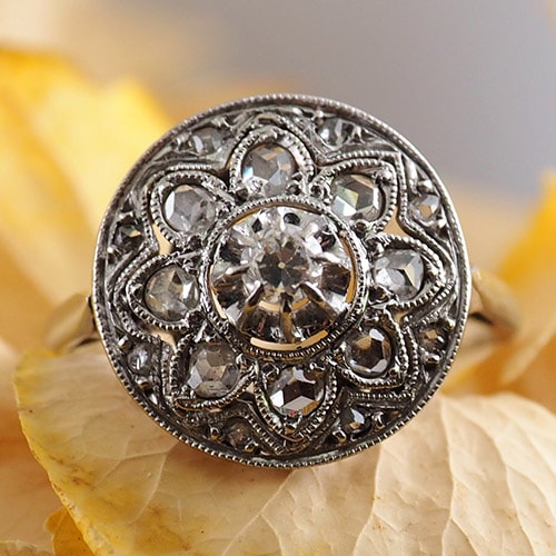 プラチナ＆ダイヤモンド　ミルグレインフラワー　サークルリング