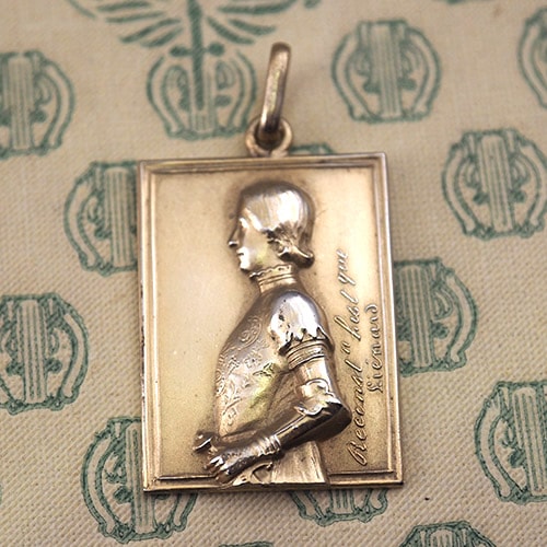 ★希少 レア★ 希少 レア アンティーク ブローチ 聖ジャンヌダルク ☆希少 レア☆ 希少 レア アンティーク ブローチ 聖ジャンヌ