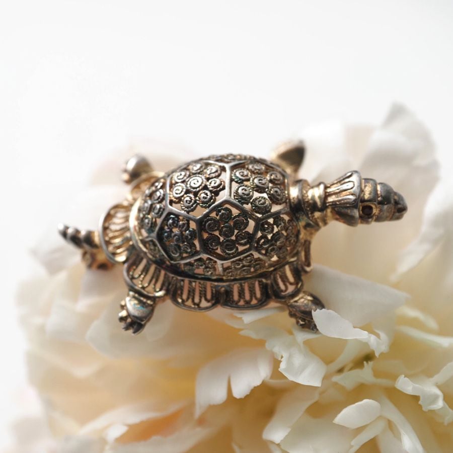 ドイツ・アンティーク シルバーギルド フィリグリー・タートルブローチ