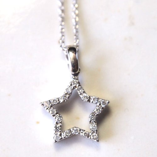 9金　ダイヤモンド　スターペンダントトップ