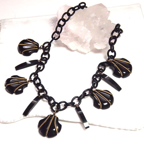 ブラックベイクライト＆セルロイド　シェルネックレス