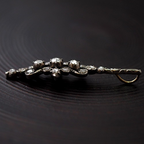 18金　シルバー　ローズカットダイヤモンド　ロングペンダントトップ