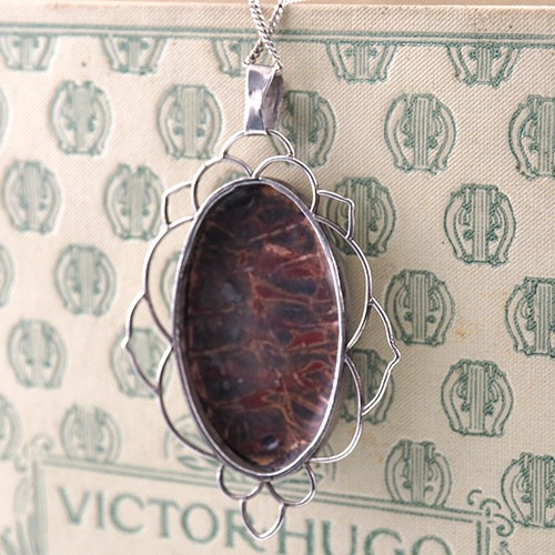 シルバー＆エナメル　鳥とキノコのペンダント