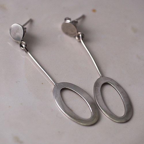 シルバー　オーバルピアス（ヴィンテージジュエリー）