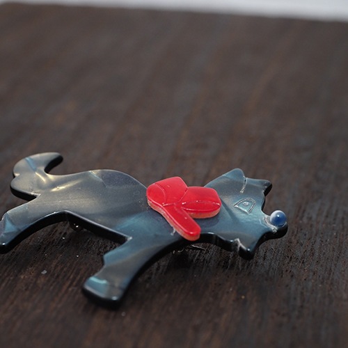 lea stein paris リアスタン　テリア　ブローチ