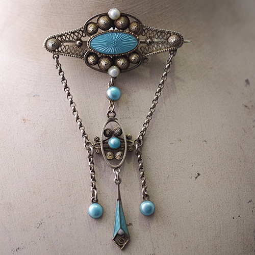 Bernard Hertz(デンマーク)シルバー 水色エナメル フィリグリーブローチ