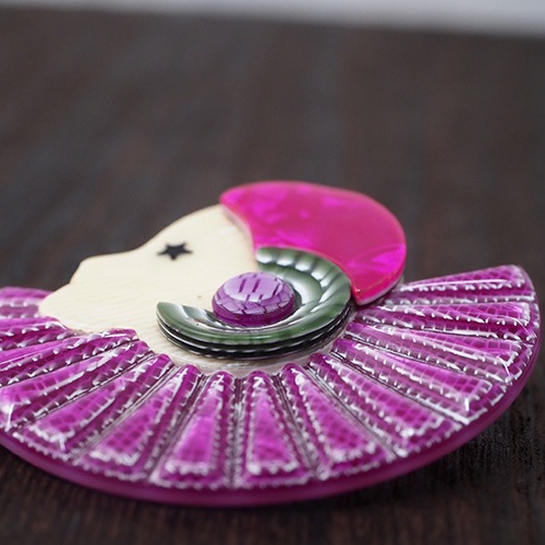 lea stein paris リアスタン　ピエロハーフ　ブローチ