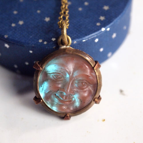 サフィレット　ムーンフェイス　ペンダント