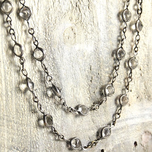 ガンメタル　クリアクリスタル　ロングネックレス（152cm)